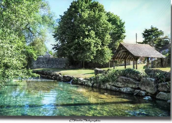 Maison De Campagne Avec Superbe Vue Panoramique!