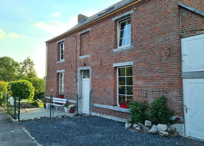Maison De Campagne Avec Superbe Vue Panoramique!